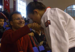 Samsun'un gururu Özge Özkan