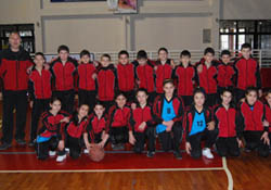 İSTİKLAL VE KOCATEPE FİNALDE