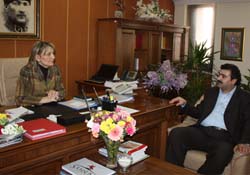 ASKONdan fakir öğrencilere yardım