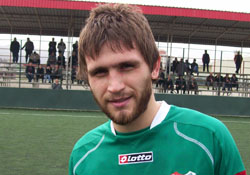 EMRAH GÖZ KAMAŞTIRIYOR