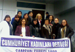 Cumhuriyet Kadınları'ndan panel