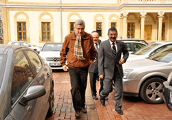 Poroy'dan Yetişir'e sürpriz ziyaret