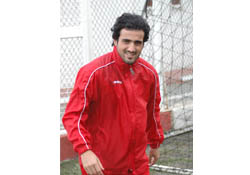 İlk kez takımla beraber çalıştı