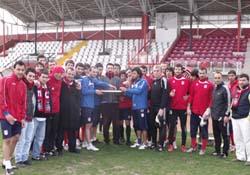 Taraftardan Tatlı moral