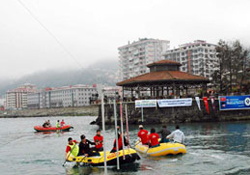 Rize'de rafting heyecanı
