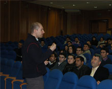 İngilizcenin püf noktalarını anlattılar