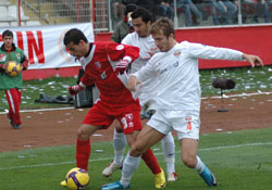 BİRİLERİ BÖYLE İSTEDİ