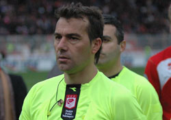 Hakem tam bir rezaletti