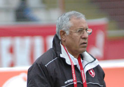 MAÇA GÖLGE DÜŞÜRDÜ