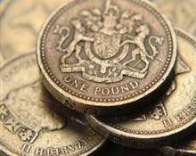 Fitch üç ülke için endişeli