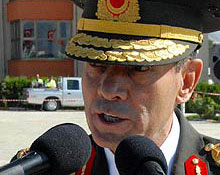 Darbe toplantısına katılan 16 komutana mahkeme yolu