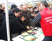 Yabancılar Pazarından Destek