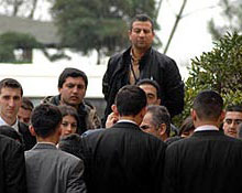 Balyozcular 832 kişiyi fişlemiş