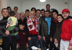 Şirinlerden örnek davranış