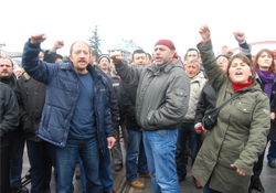 Açılışa Tekel damgası