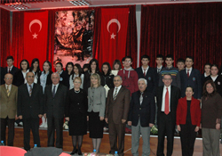 TED'den İngilizce atağı