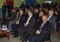 Ayvacık şehitleri andı