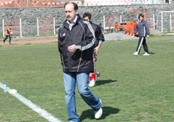 DANIŞMAZ BEYİN YIKIYOR