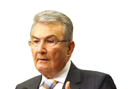 Baykal: Erdoğan çam devirdi
