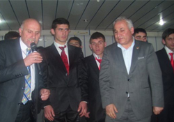Kavakta Kur'an okuma yarışması