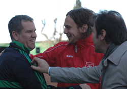 Hocalarını unutmadılar