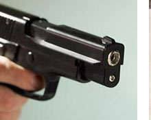 'Poşet içindeki iki silahı ona verdim'