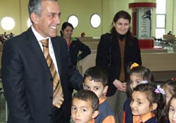 'Geleceğiniz için kitap okuyun'