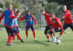 Taktik çalıştılar