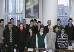 "Gençlerimize güveniyoruz"