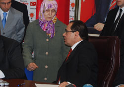 Bakan Demir halkla buluştu