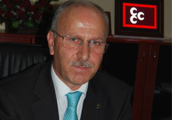 Güney'e soruyoum: "Siz kimsiniz ?"