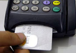 Kredi ve kartların tutarı 130 milyar liraya geriledi