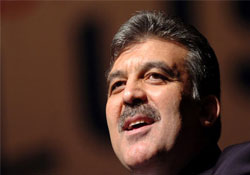 Gül anayasa için devrede