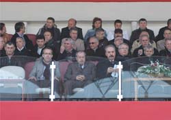 Sadece yöneticiler izledi