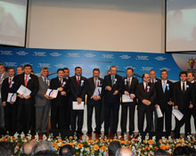 Bir ödül de Başbakan'dan