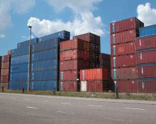 Şubatta 3.3 milyar dolar dış ticaret açığı var