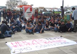 Öğrencilerden Tekel eylemi