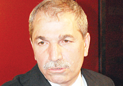 Demirtaş: Horoz dövüşüne gerek yok