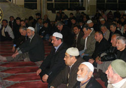 Türkeş dualarla anıldı