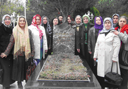 "Hepimiz bire Türkeş'iz"