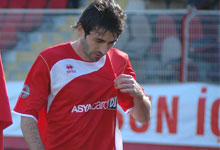 Savaş ameliyat olacak