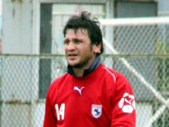 Ünlü futbolcu gözaltında.!