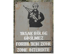 12 Eylül'ün 'Yasaklı' Köyüne Giriş Çıkışlar Kartla Yapılıyor