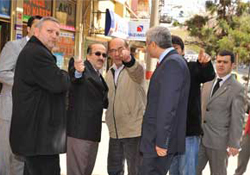 Başkan esnafı ziyaret etti