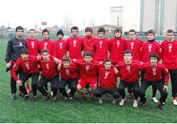 Gençler'e bileniyorlar