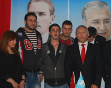 Önce gençlerinize sahip çıkın