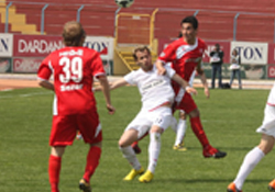 SAMSUN GALİBİYETİ KAÇIRDI