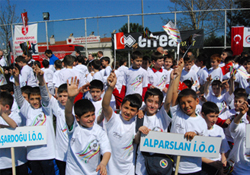 ŞÖLENE BİR GÜN KALDI