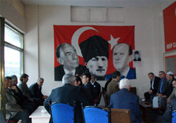 MHP'den kadınlara çağrı