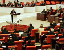 Ak Parti'ye sürpriz destek